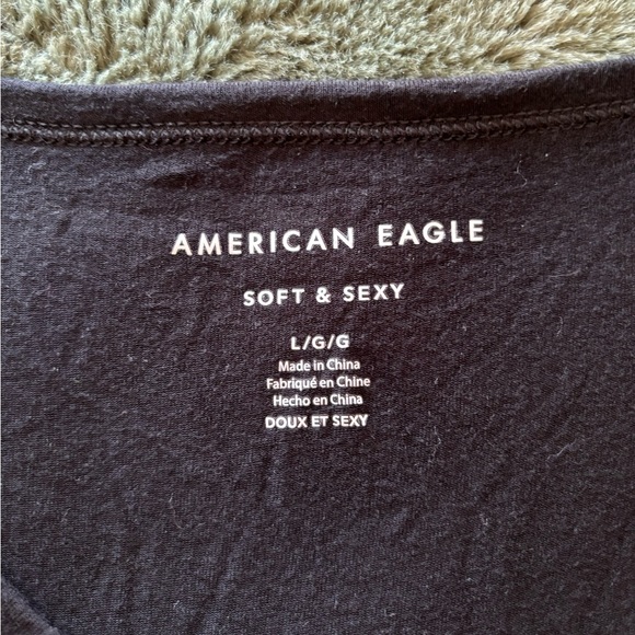 Embroidered T-Shirt - Picture 3 of 5